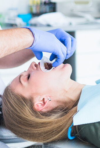 How to Maximize Comfort After Tooth Extraction?